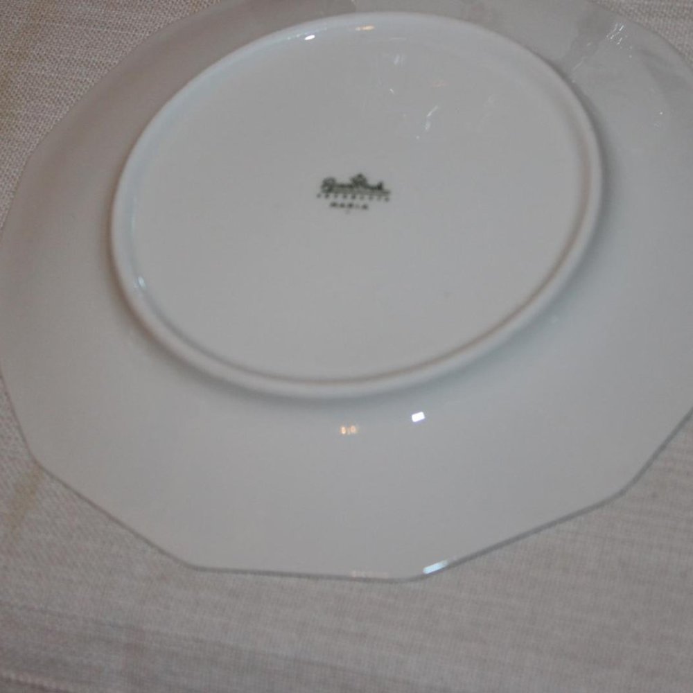 Rosenthal Maria Flowers Salad Plates - Set of 2 - Picture 3 of 3